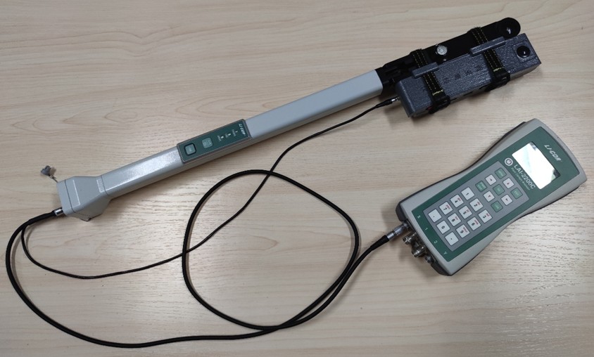 “便携式植被图像信息采集系统”2.jpg “便携式植被图像信息采集系统”2.jpg